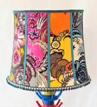 Valorisation haut en couleurs pour lampadaire